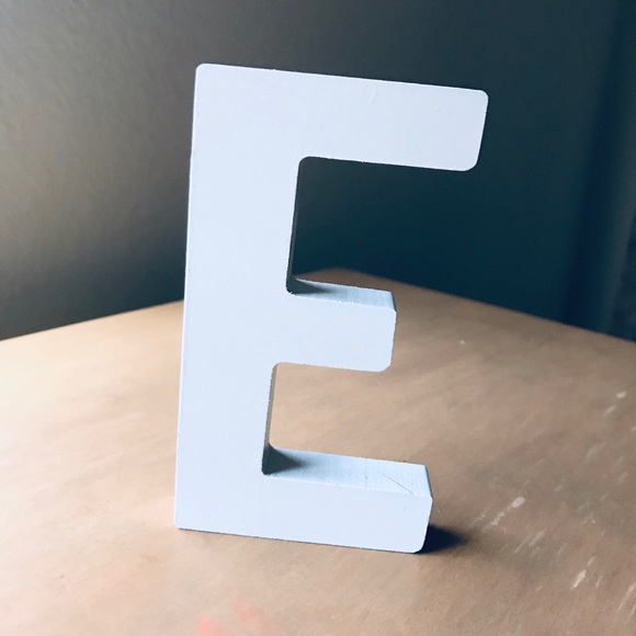 Meet your Posher, E - Picture 1 of 1